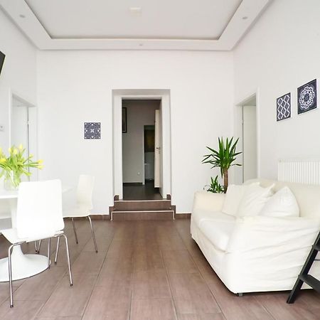 וינה Wonderful Big Apartment Near Yppen Market מראה חיצוני תמונה