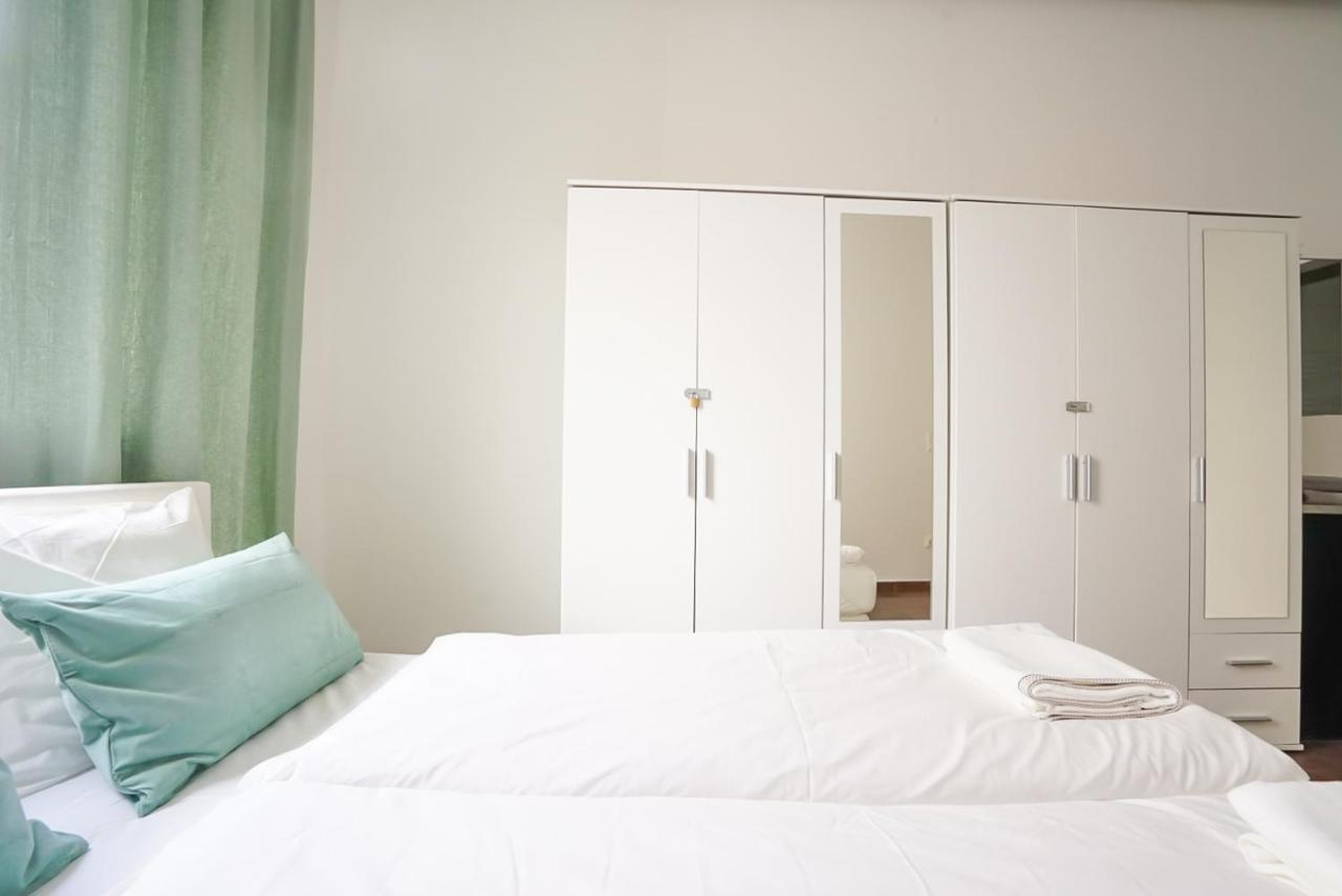וינה Wonderful Big Apartment Near Yppen Market מראה חיצוני תמונה