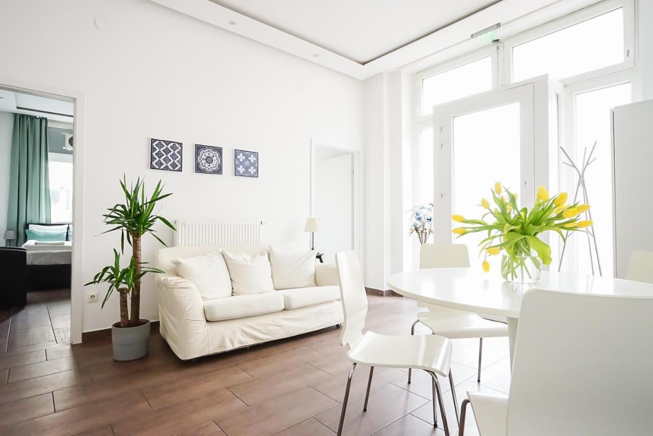 וינה Wonderful Big Apartment Near Yppen Market מראה חיצוני תמונה