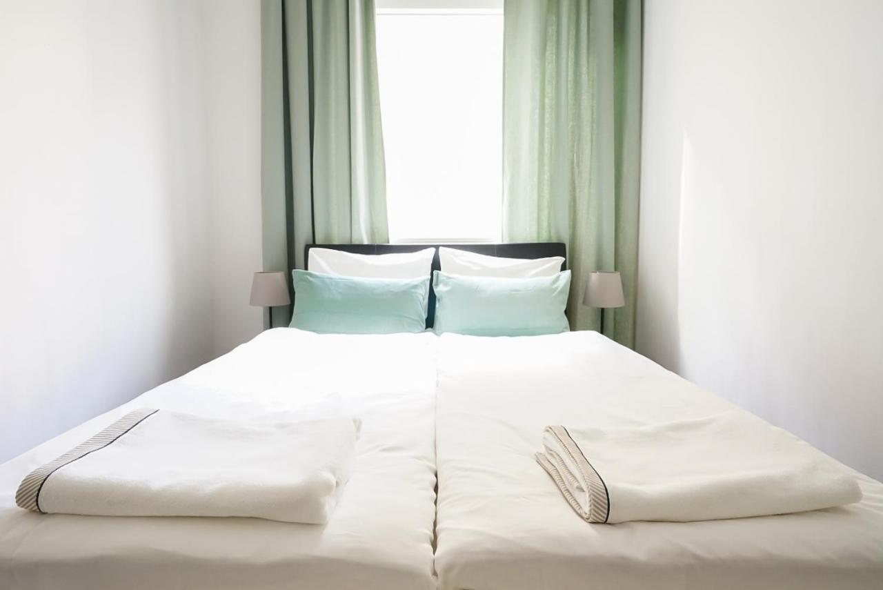 וינה Wonderful Big Apartment Near Yppen Market מראה חיצוני תמונה